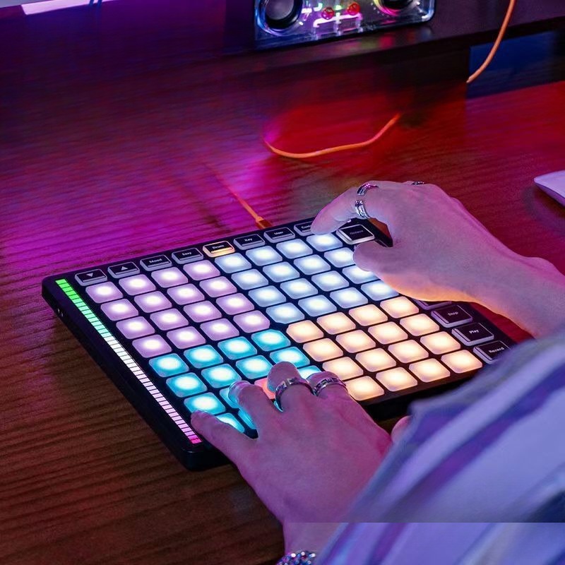 Midi Controller Pad - Controlador de Percussão MIDI de 64
